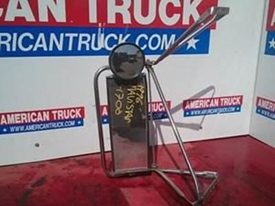 Used Mirror 1996 International 4700