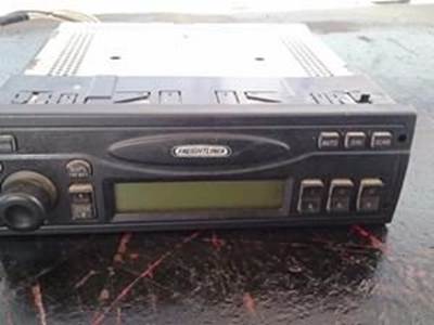 Used Stereo Off 2005 Freightliner M-2 Business Class