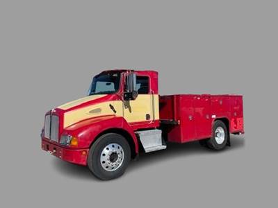 Kenworth T300 Mechanic / Service Truck - Cummins, 200HP, 5 Speed Allison Rds Automatic