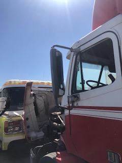 Good Used Driver Side View Mirror For A 2001 Freightliner Century ClAss 112