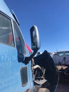 Good Used PAssenger Side View Mirror For A 1999 Kenworth T2000