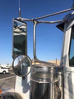 Good Used Driver Side Mirror For A 2006 Peterbilt 379