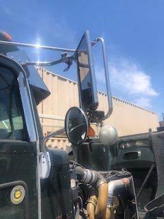 Good Used PAssenger Side View Mirror For A 2006 Peterbilt 386