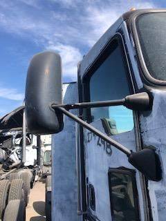 Good Used PAssenger Side View Mirror For A 2013 Kenworth T800