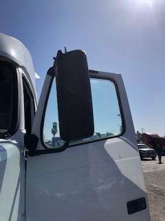 Good Used Driver Side View Mirror For A 2012 Volvo VNL64T