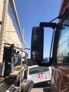 Good Used Driver Side View Mirror For A 2020 Volvo VNL64T