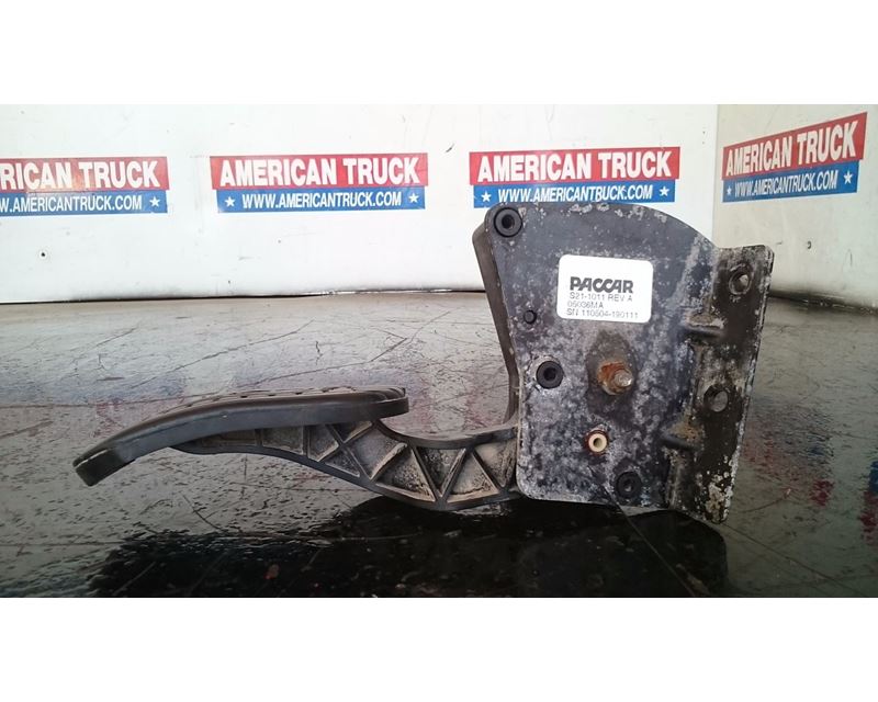 Used Accelerator Pedal With Williams Controls Sensor 134734 For 2012