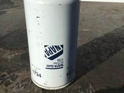 New Napa Gold Oil Filter For A ForD Powerstroke 7.3L