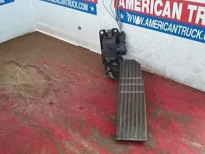Used Accelerator Pedal For Freightliner Cascadia