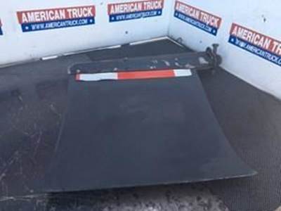 Used Driver Side Mud Flap For 2007 Freightliner C120 Century
