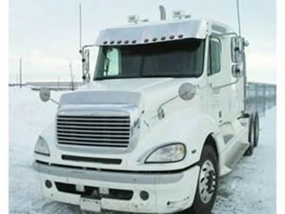 Hoodshield Bug Deflector For Freightliner Columbia