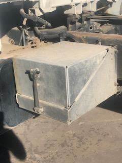 PArt Type: BAttery Box/TrAy - Good Used BAttery Box For A 2000 Freightliner FL70