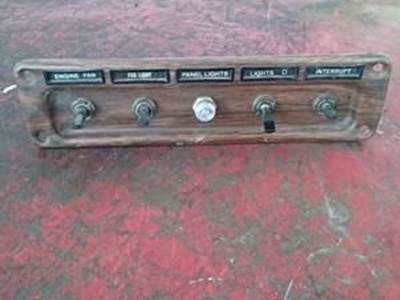 Used Freightliner FLD Dash Panel Assembly