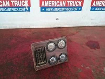 Used Dash Gauge Panel For 2000 Freightliner FLD