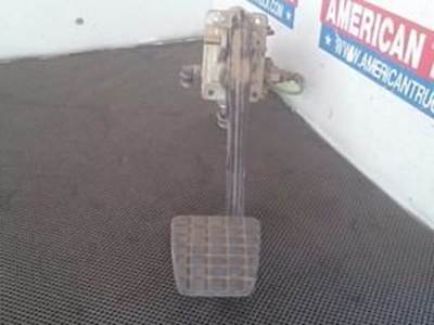 Used Bendix Brake Valve And Foot Pedal For 2004 Freightliner M2 106