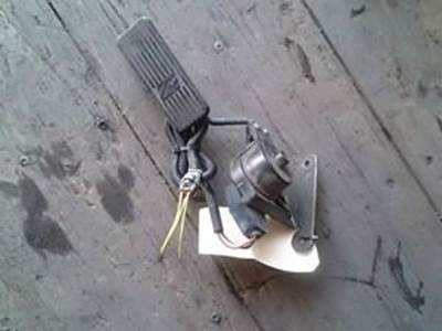 Used Acceleration  Pedal Assembly For 1998 Freightliner