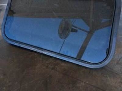 Used Sleeper Window For Freightliner Truck