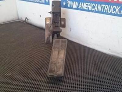Used Accelerator Pedal With Sensor For 2004 Gm/Chev (Hd) C7500