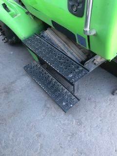 PArt Type: BAttery Box/TrAy - Good Used BAttery Box With Lid For A 2002