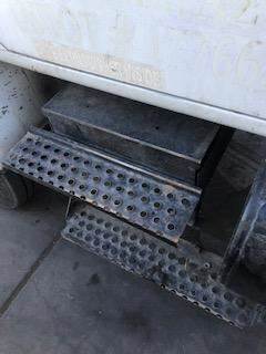 PArt Type: BAttery Box/TrAy - Good Used BAttery Box For A 1999 InternAtionAl