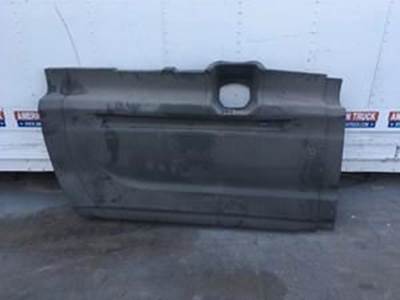 3809486C5 International Prostar Side Fairing