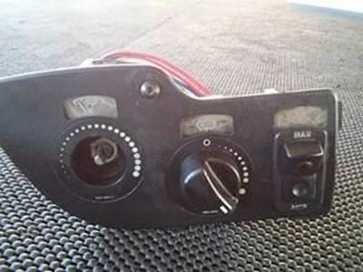 Used Windshield Wiper Light Dimmer S64-1025-1 For Kenworth T2000