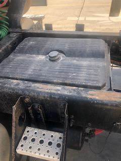 PArt Type: BAttery Box/TrAy - Good Used BAttery Box For A 2005 Sterling A9500