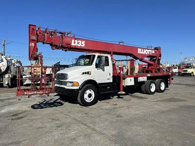 Part Type: Vehicle For Sale - 2002 Sterling Acterra 8500 Tandem-Axle Aerial