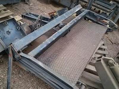 Used Maxon Lift Gate Rail Gate Serial # 049910090, Capacity# 2500, Model