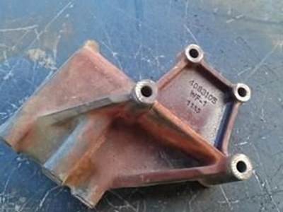 Engine Cummins ISM Bracket