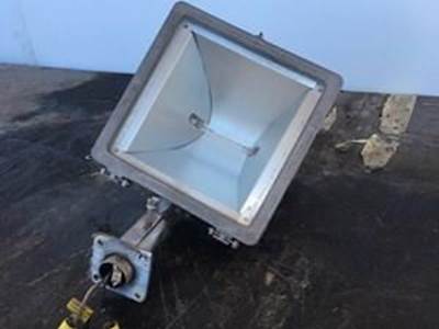 Used 500 Watt Lamp For E-One Fire Truck 