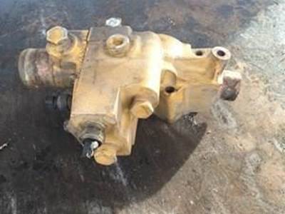 Caterpillar 3126 Engine Thermostat Housing