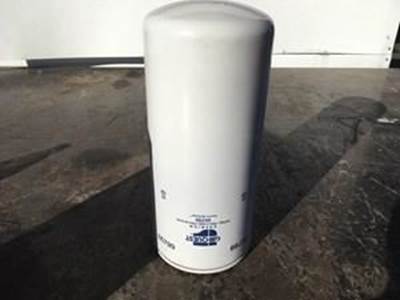 New Car Quest Oil Filter