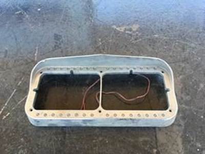 Used Rectangular Headlight Bezel With Lights For Peterbilt 379 , W900 ,Classic
