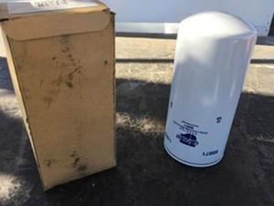 New Carquest Oil Filter