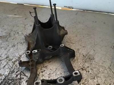 Detroit   DD15 Engine Alternator A/C Bracket Brace