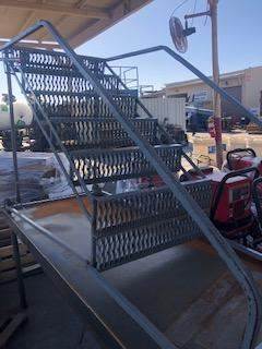Good Used Mobile Staircase On Wheels