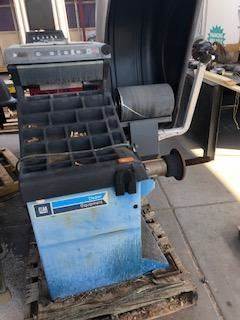 Used GM Wheel Balancing Machine