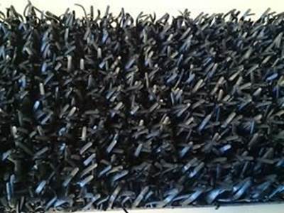 A Door Mat For Trucks, Mounts On Catwalk Or Steps