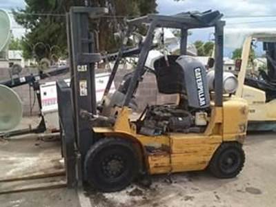 Caterpillar Forklift Model #GP25K, Serial #AT17C00384