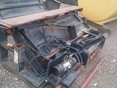 Complete Lift Gate Maxon Model #72-25LMR,  Serial #06996900, With Capacity Of