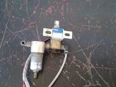 Used Fan Clutch Solenoid Valve-Intake Element Filter Assembly
