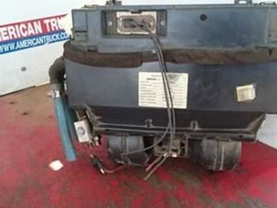 Used A/C Assembly With Dual Blower Motors And Cooler Pack For 2007 Volvo