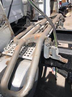 PArt Type: Bumper GuArd, Front - Good Used Front Bumper GAurd From A 2015 Volvo