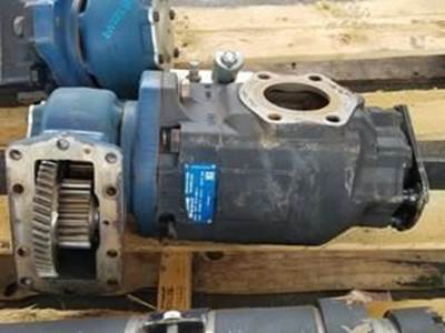 Used Muncie 39828 Series Power Take Off Unit With A Direct Mount Pump. Parker