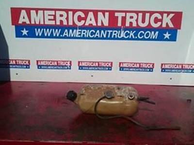Used Radiator Overflow Bottle For Freightliner