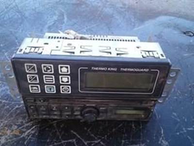 Used Radio For 2008 Isuzu NPR With CD Player & Thermo King ThermoGUARD