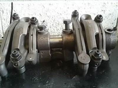 Good Clean And Inspected CAT C13 Rocker Arm And Shaft Assembly