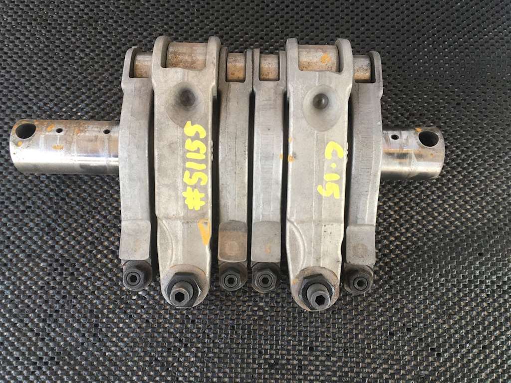 Used Rocker Arms Assembly For A Caterpillar C15 Engine For Sale
