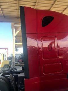 Good Used PAssenger Side Sleeper FAiring For A 2015 Freightliner CAscAdiA 125